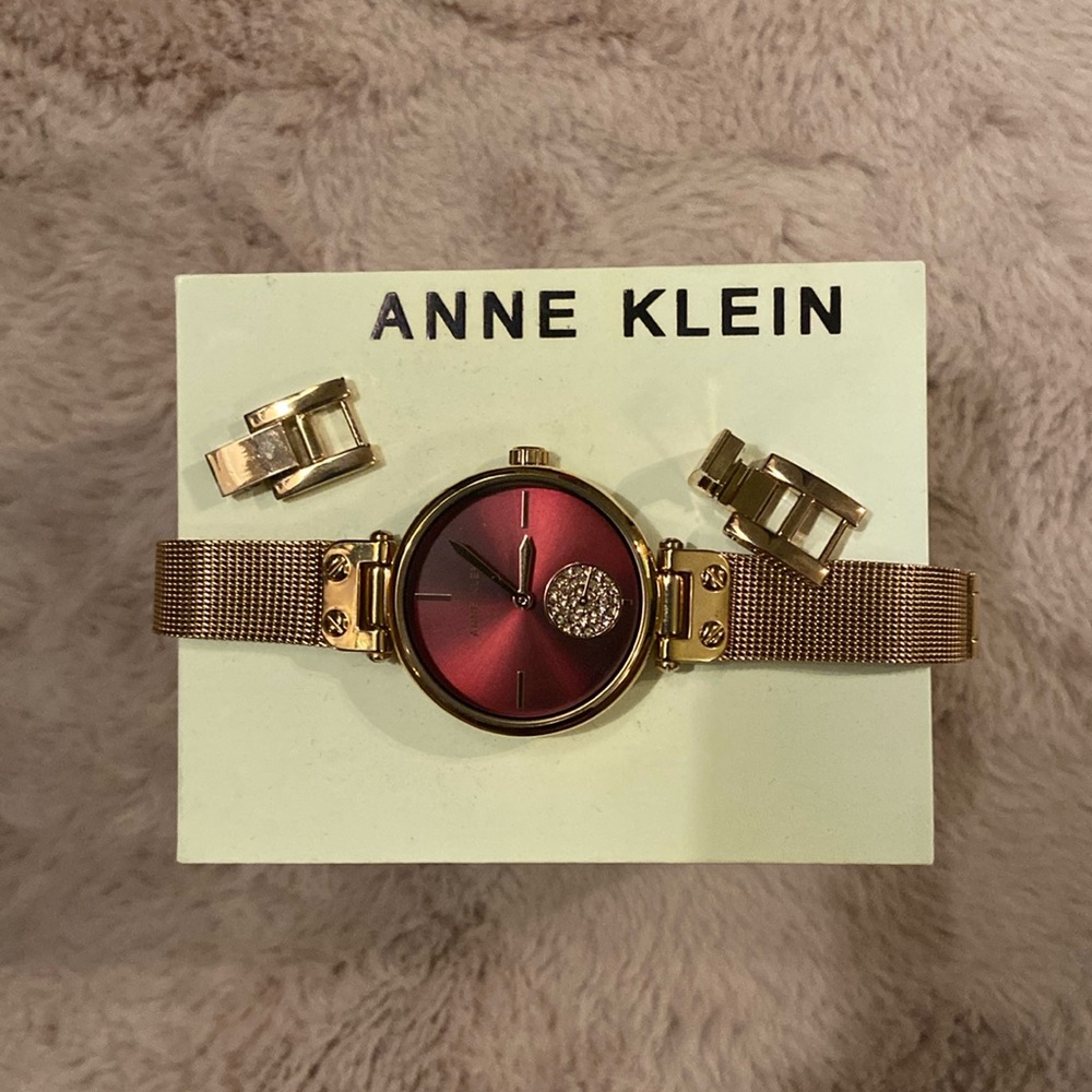 Pre-owned - Anne Klein watch - rose gold